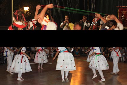 foto bailando las barras de San Vicente