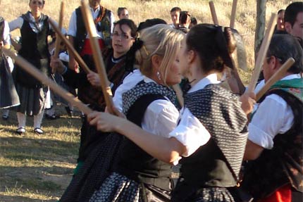 foto bailando el canario de Sorzano